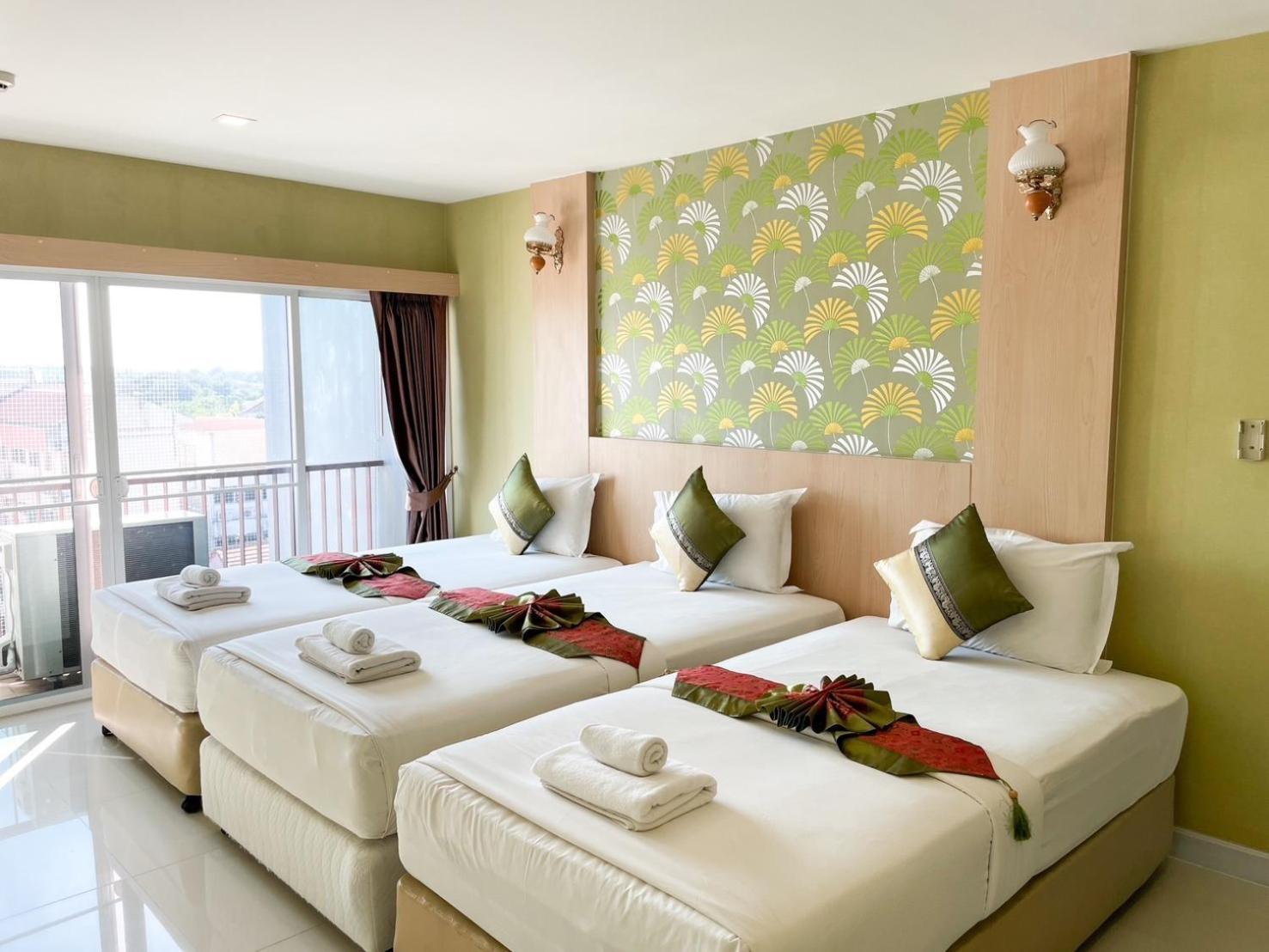 Family Hotel Khonken Kültér fotó